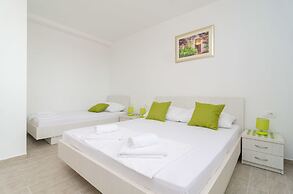 Apartments Villa Dadic