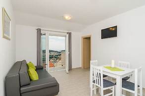 Apartments Villa Dadic