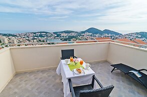 Apartments Villa Dadic