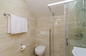 Apartments Villa Dadic