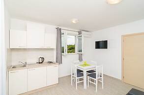 Apartments Villa Dadic
