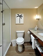 Hotel Dello Ft Lauderdale Airport, Tapestry Collection by Hilton