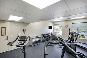 Hotel Dello Ft Lauderdale Airport, Tapestry Collection by Hilton