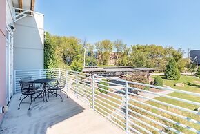 The Crash Pad - An Uncommon Hostel