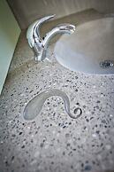 The Crash Pad - An Uncommon Hostel