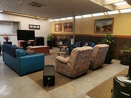 Chrissie's Dongara - Pet Friendly