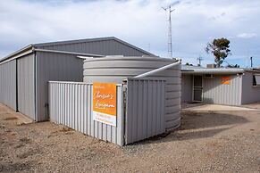 Chrissie's Dongara - Pet Friendly