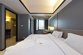 Tinidee Hotel Bangkok Golf Club