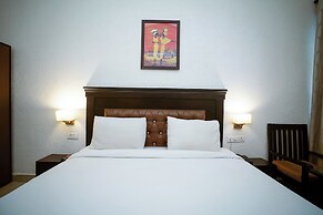 Hotel Ishan A Riverside Retreat