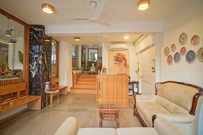 Hotel Ishan A Riverside Retreat