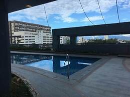 Cubao ManhattanHeights Unit 4Q Tower D