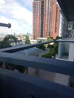 Cubao ManhattanHeights Unit 4Q Tower D