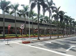 Cubao ManhattanHeights Unit 4Q Tower D