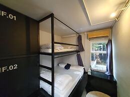 The Park Society - Hostel