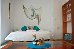 Spanish Galleon Lodge