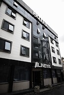 Line Suite Hotel
