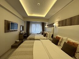 Line Suite Hotel