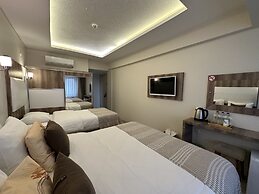 Line Suite Hotel