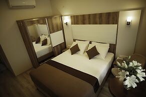 Line Suite Hotel