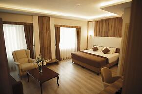 Line Suite Hotel