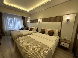 Line Suite Hotel