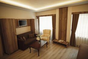 Line Suite Hotel