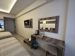 Line Suite Hotel