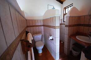 Kiboko Lodge