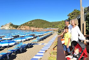 Camping Village Baia Azzurra
