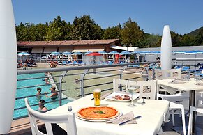 Camping Village Baia Azzurra