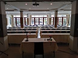 Pimpimarn Beach Hotel