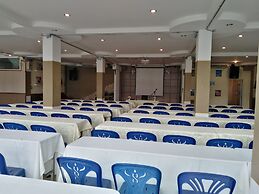 Pimpimarn Beach Hotel