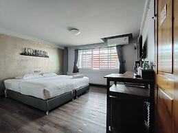 Pimpimarn Beach Hotel