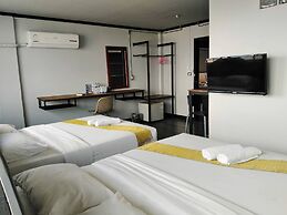 Pimpimarn Beach Hotel