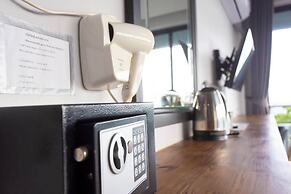 Pimpimarn Beach Hotel