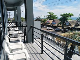 Pimpimarn Beach Hotel