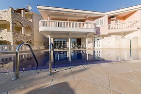 P&N Resort