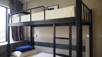 Leo Backpackers Central Market