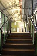 Leo Backpackers Central Market