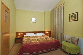 Guest Rooms Nevsky 150