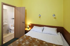 Guest Rooms Nevsky 150