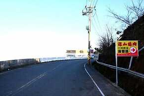 Shen Shan Lin Nai B&B