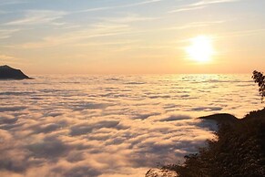 Shen Shan Lin Nai B&B