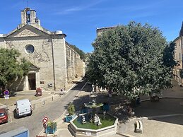 Le Louvre, Lieu atypique