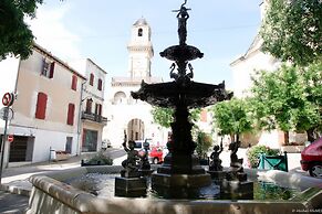Le Louvre, Lieu atypique