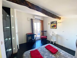 Le Louvre, Lieu atypique