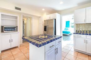 Chateau Hollywood Luxury Home & Pool near Hollywood Broadwalk