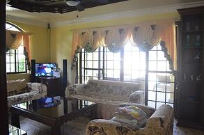 Kim Beatriz Compound