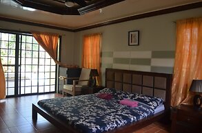 Kim Beatriz Compound