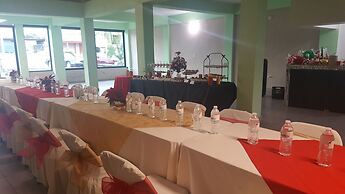 Hotel Fiesta Nueva Italia Inn